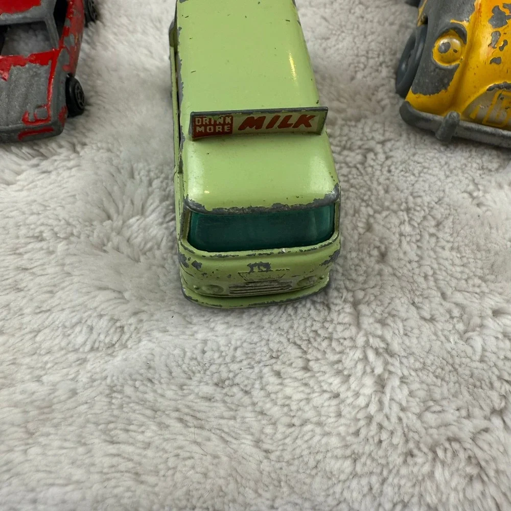 Vintage Lesney Matchbox Commer‎ Bottle Float Milk Truck Red Car Muppets Toy Lot